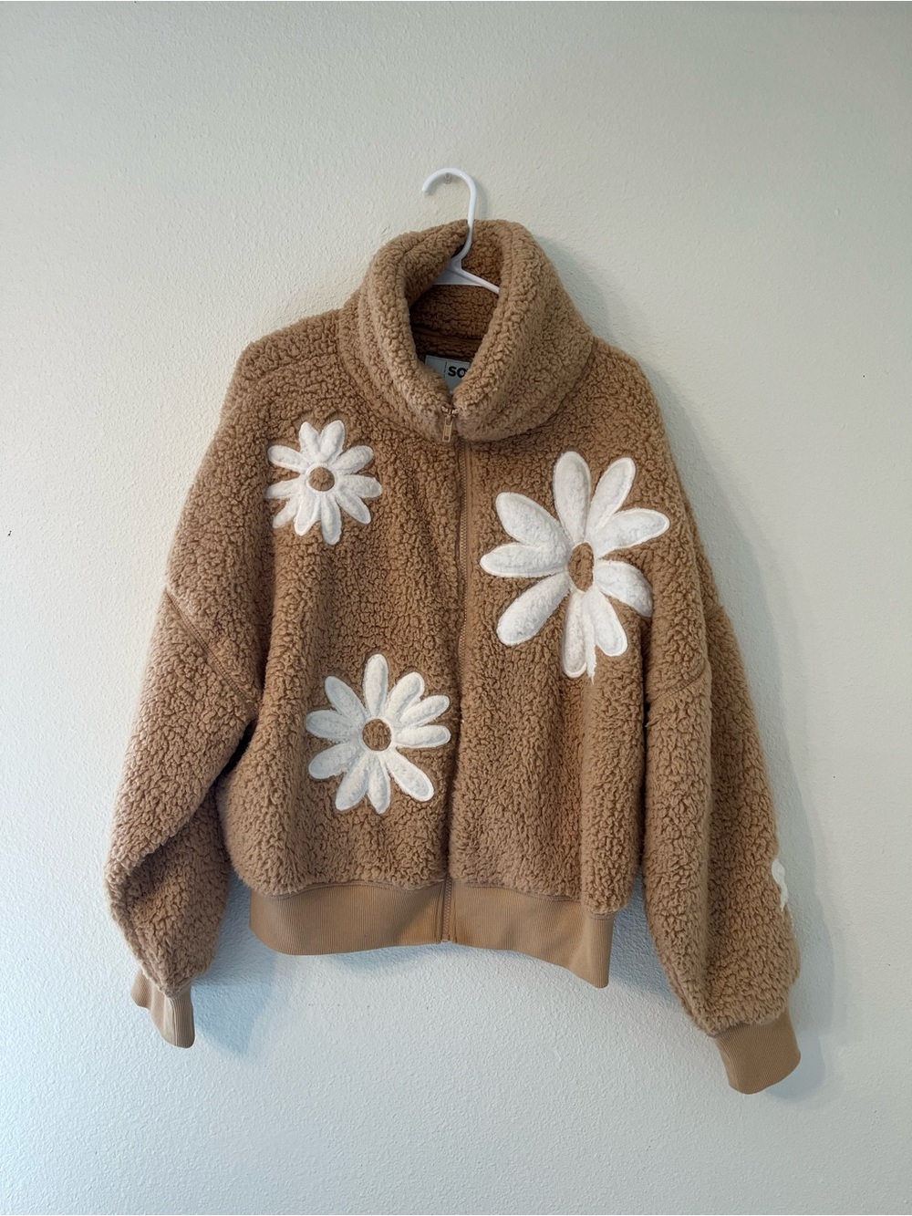 Women’s Teddy Zip-Up Jacket with Daisy Appliqués - Brown